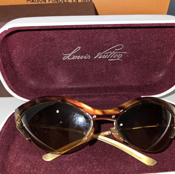 Vintage Louis Vuitton Cat Eye Sunglasses - Picture 2 of 9